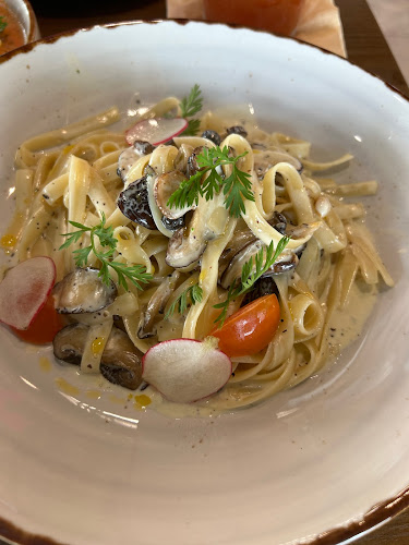 360 Balestier Rd, #04-07/K2 Shaw Plaza, Singapore 329783