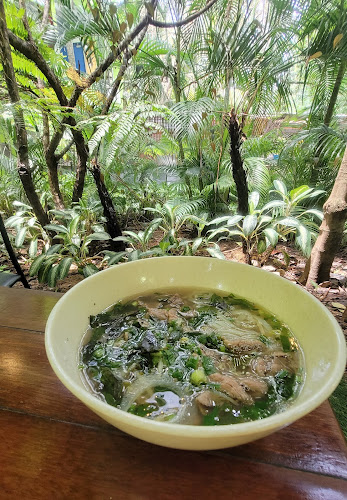 Lucky Saigon Café - Singapore