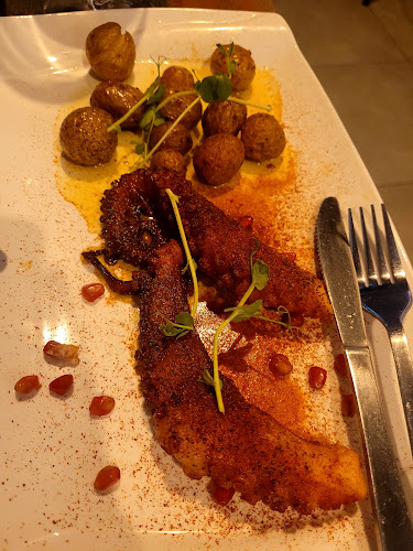 Lusitano Restaurant - Hospitality and gastronomy