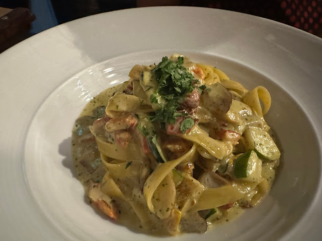 La Pizzaiola @ Jalan Riang - Hospitality and gastronomy