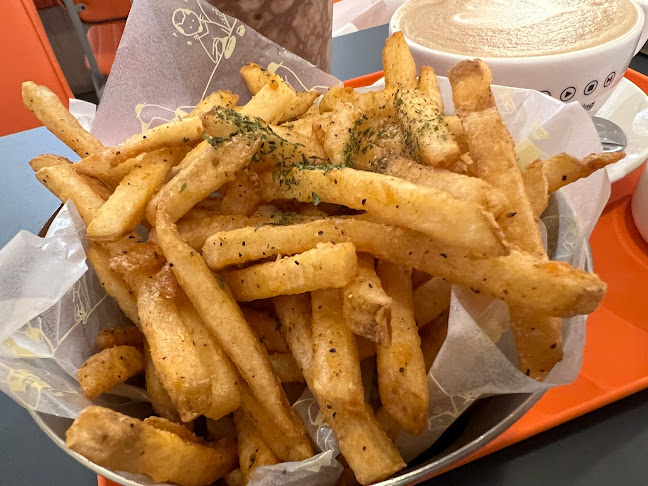 Dal.Komm Coffee @ Parkway Parade - Hospitality and gastronomy