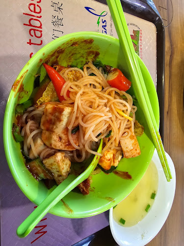 元发酿豆腐 Guan Huat Yong Tau Foo - Hospitality and gastronomy