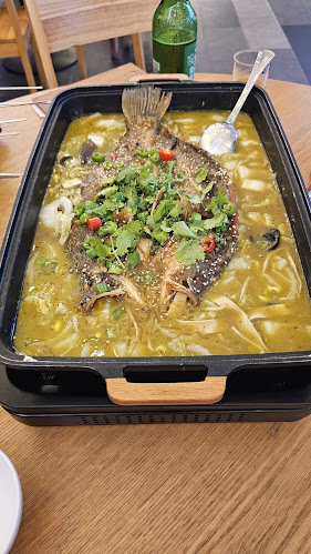 潮签大排档CHAO QIAN DAIPAIDONG - Hospitality and gastronomy