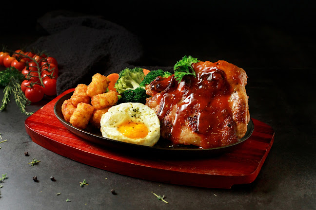 115B Commonwealth Dr, Singapore 149597