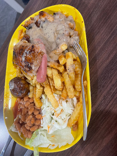 38A Margaret Dr, #01-22 Hawker Centre, Singapore 142038