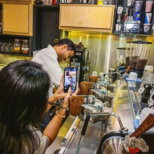 The Wired Monkey SG (The Hole)