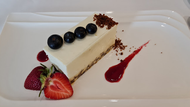 45 Tanjong Rhu Rd, Singapore Swimming Club, Singapore 436899