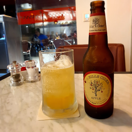 Comentarii opinii despre Huber's Bistro