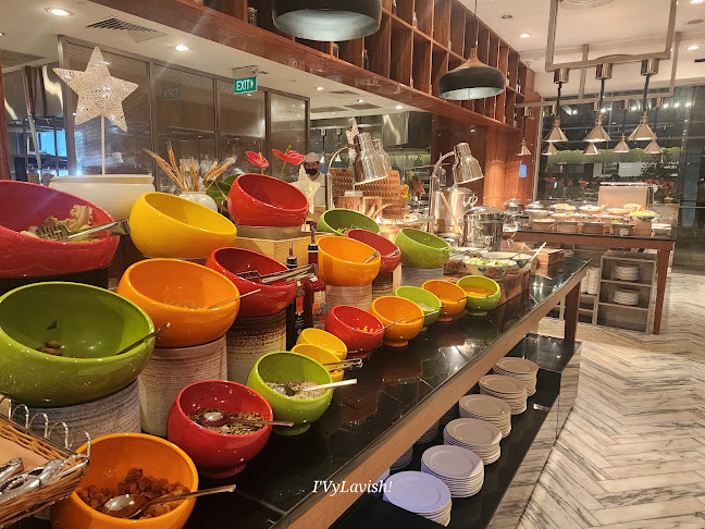 Comentarii opinii despre Element Restaurant Amara Singapore