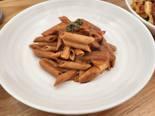 Lilac Oak | Vegan Café & Bakes