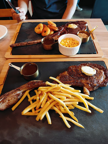 Opinii despre Tomahawk King: Steakhouse and Grill (Steak & Japanese Yakiniku) în Singapore - Hospitality and gastronomy