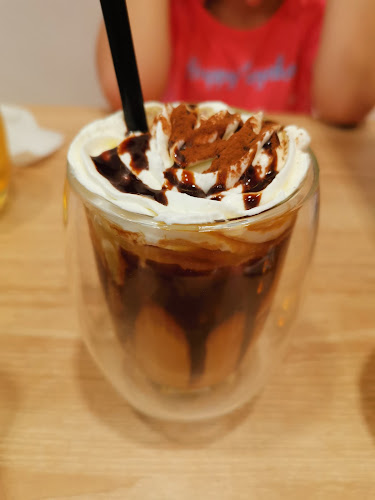 Takagi Coffee 100 AM - Hospitality and gastronomy