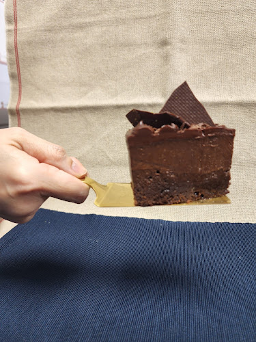 11 Sin Ming Rd, #B3-09 10), Thomson V TWO, Singapore 575629