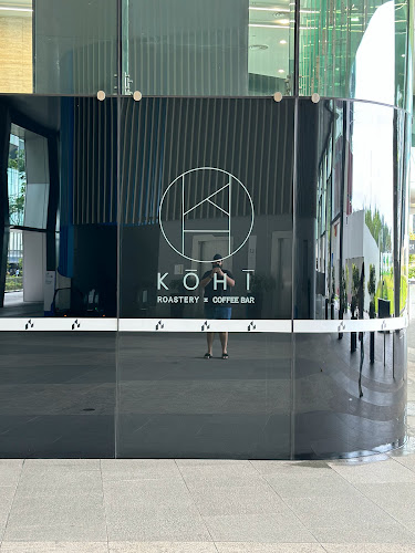 5 Shenton Wy, #01-01 UIC Building, Singapore 068808