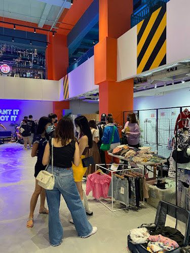 1 Queensway, Singapore 149053