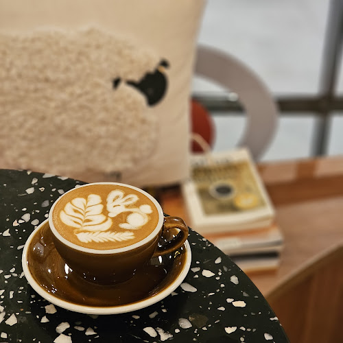 Wai Cafe - Hospitality and gastronomy