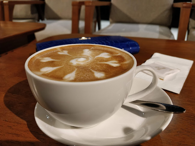 Comentarii opinii despre LUNA Concept