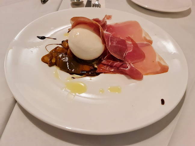 200 Turf Club Rd, #01 - 08 The Grandstand, Singapore 287994