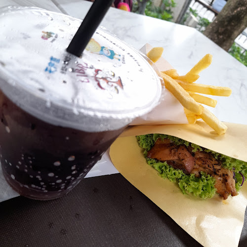 Comentarii opinii despre Merlion Popsicle - at Bistro Aseana