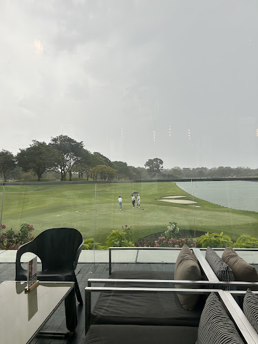 11 Laguna Golf Green, Singapore 488047