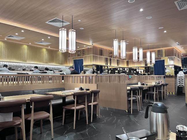 Sushi Zanmai Raffles Holland V