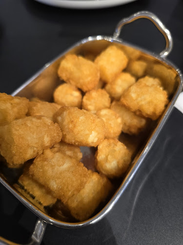 27 Yong Siak St, Singapore 168654