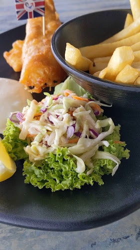 Fins & Feathers - Singapore