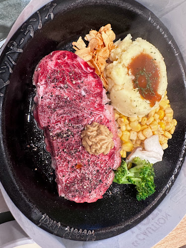 80 Marine Parade Rd, #01-35A Parkway Parade, Singapore 449269