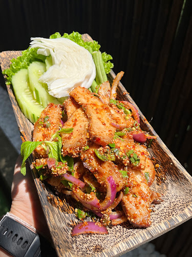 Warm Up Cafe @Mackenzie Road - Hospitality and gastronomy