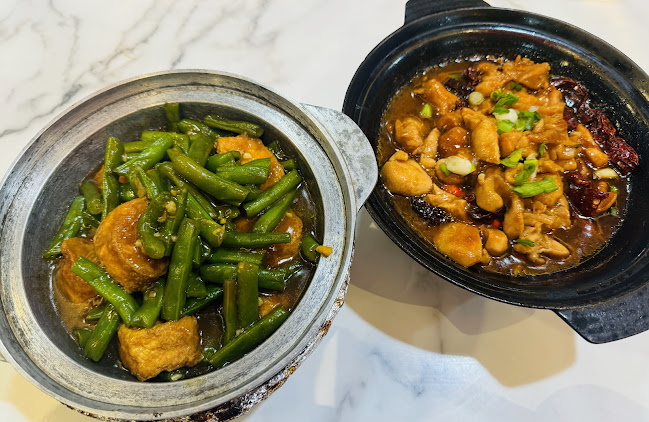 Lau Wang Claypot Delights @ Singpost Centre - Singapore