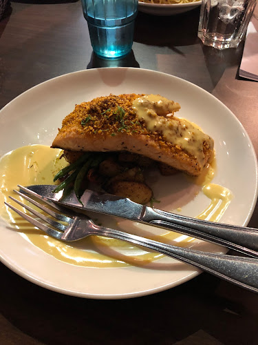 Royz et Vous - Singapore