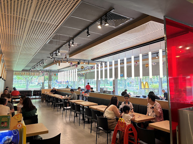McDonald's West Coast Park - Hospitality and gastronomy