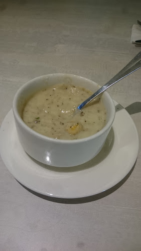 Comentarii opinii despre COLLIN'S® Shaw Plaza