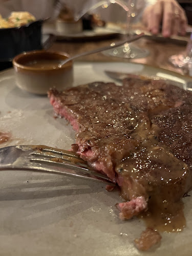 Comentarii opinii despre Opus Bar and Grill