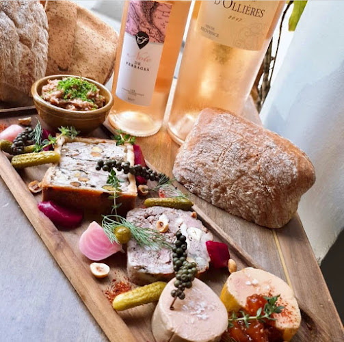 Bar-A-Thym Restaurant by Francois Mermilliod