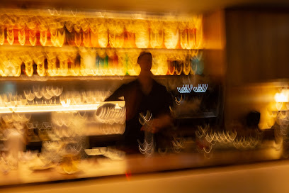 Lunì - Scent, Bar & Kitchen