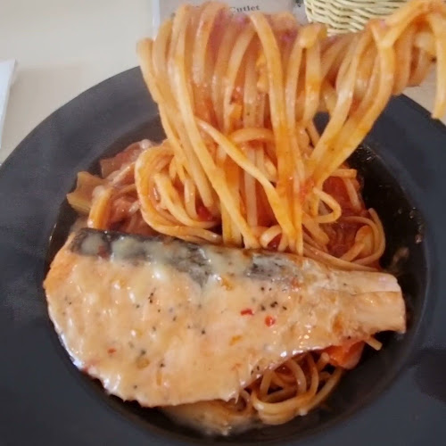 Opinii despre MK Cafe în Singapore - Hospitality and gastronomy