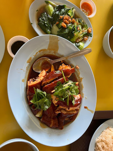 SG Soya Sauce Chicken Rice