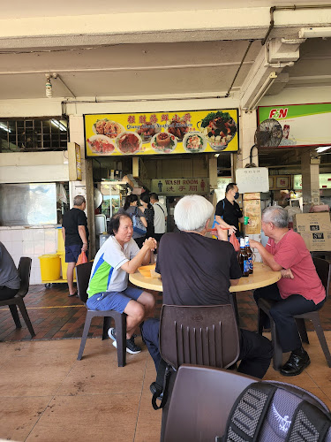 Guan Hock Tiong Eating House 源福中餐室 - Singapore