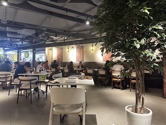 Opinii despre COLLIN'S® Tampines 1 în Singapore - Hospitality and gastronomy