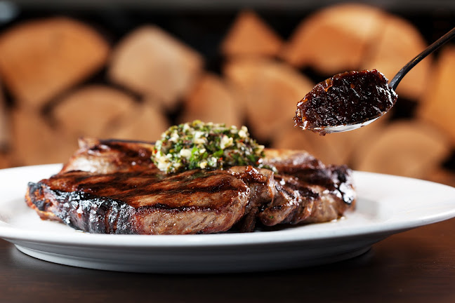 Wooloomooloo Steakhouse Singapore - Singapore