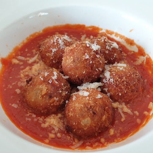 267 Upper Thomson Rd, Singapore 574394