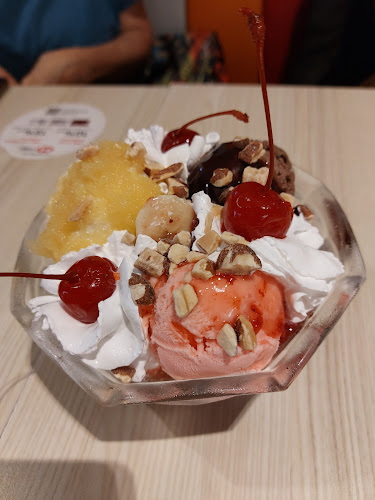 Swensen's (Waterway Point) - Singapore