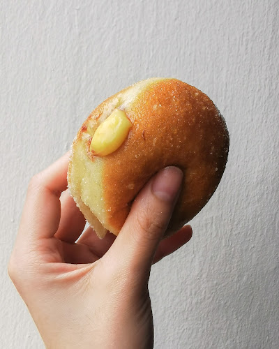 Puffs And Peaks Bakery - Singapore