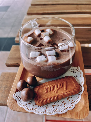 Opinii despre Bailey And Whiskey în Singapore - Hospitality and gastronomy