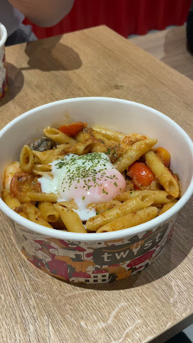 Comentarii opinii despre Twyst