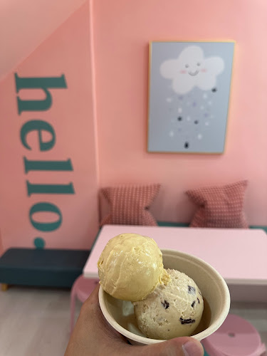 Creme by LELE Bakery - Hospitality and gastronomy