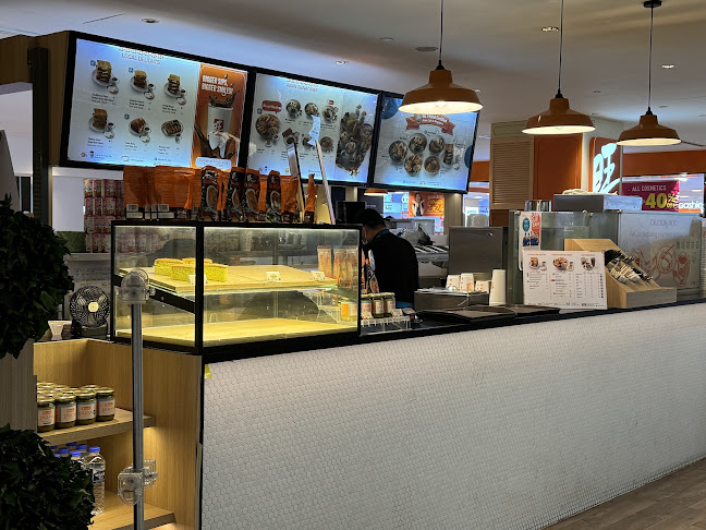 Heavenly Wang @ Thomson Plaza - Hospitality and gastronomy