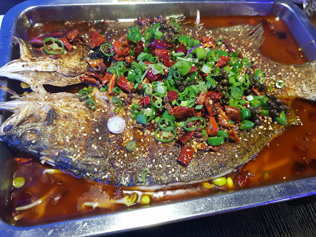 Comentarii opinii despre Ah Gu Kaka Wa 国昌川味馆