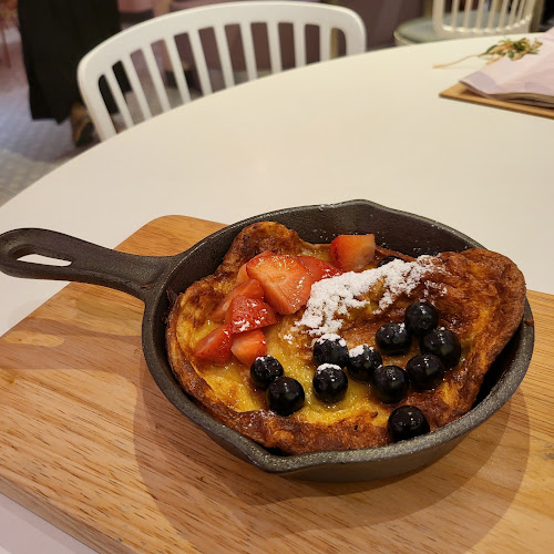 café Q classified - Singapore